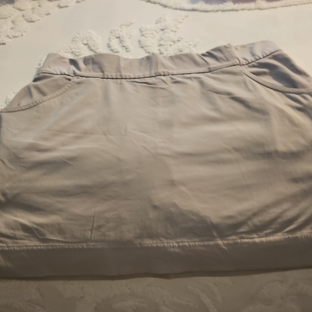 Columbia Women's Light Taupe Active Mini Skort